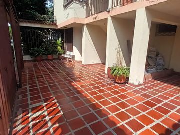 VENTA CASA ESQUINERA LIMONAR CALI