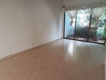 VENTA CASA ESQUINERA LIMONAR CALI