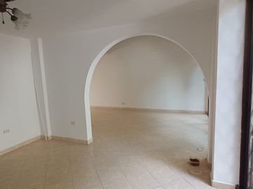 VENTA CASA ESQUINERA LIMONAR CALI