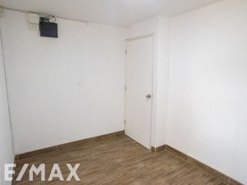 VENDO DEPARTAMENTO LIMITE CON MIRAFLORES