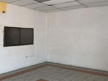 Venta propiedad comercial sobre la via principal de la Av Daule ( diagonal Maquinarias Henriques )