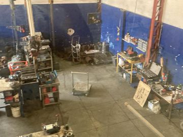 Venta propiedad comercial sobre la via principal de la Av Daule ( diagonal Maquinarias Henriques )