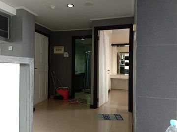 WATERPLACE RESIDENCE 1BR FURNISHED DISEWAKAN TAHUNAN LANTAI RENDAH 56 m2
