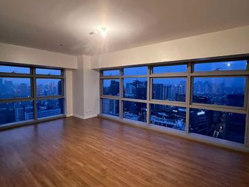 FOR SALE: Park Triangle Residences - 3 Bedroom Penthouse unit, 232Sqm., 2 Parking Slots, BGC