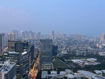 FOR SALE: Park Triangle Residences - 3 Bedroom Penthouse unit, 232Sqm., 2 Parking Slots, BGC