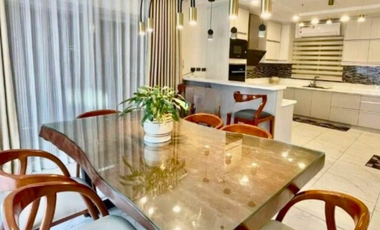 3-Storey House with Roof Deck for Sale in Greenwoods Executive Village, Pasig