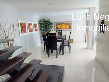VENDO HERMOSA CASA CONJUNTO CERRADO LAGOS DEL CACIQUE BUCARAMANGA COLOMBIA