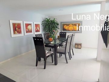 VENDO HERMOSA CASA CONJUNTO CERRADO LAGOS DEL CACIQUE BUCARAMANGA COLOMBIA