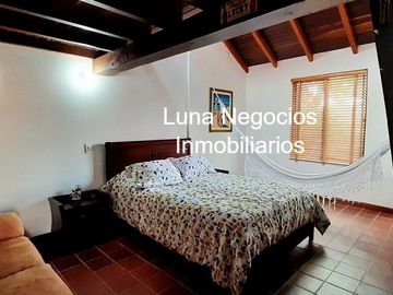 VENDO HERMOSA CASA LAGOS DEL CACIQUE BUCARAMANGA COLOMBIA