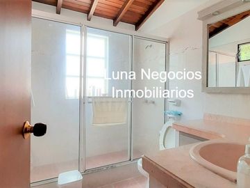 VENDO HERMOSA CASA LAGOS DEL CACIQUE BUCARAMANGA COLOMBIA