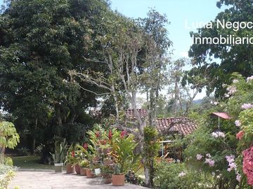 VENDO CASA CAMPESTRE INDEPENDIENTE LAGOS DEL CACIQUE BUCARAMANGA COLOMBIA