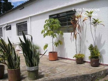 VENDO CASA CAMPESTRE INDEPENDIENTE LAGOS DEL CACIQUE BUCARAMANGA COLOMBIA