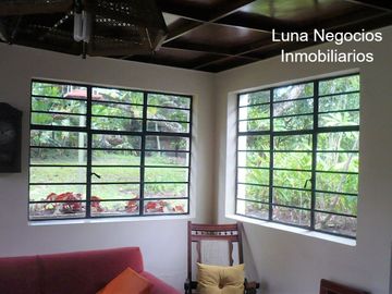 VENDO CASA CAMPESTRE INDEPENDIENTE LAGOS DEL CACIQUE BUCARAMANGA COLOMBIA