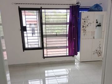 Dijual Rumah 3 tingkat Komplek Mutiara Katamso, Medan Johor, Medan