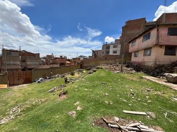 Atención Inversionistas!! Se Vende Terreno De Casi 1300 M2, Con Proyeccion De 10 Pisos A Pocas Cuadras De La Av. Ejercito - Puno
