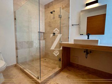 INCREÍBLE CASA EN RESIDENCIAL AQUA CON DISEÑO CONTEMPORANEO