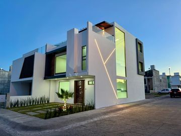 Casa con 3 habitaciones al sur de Pachuca. Terranova, con Rooftop