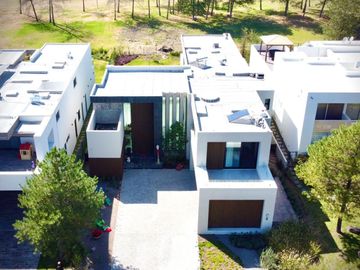 CASA EN VENTA EN EL BOSQUE COUNTRY CLUB