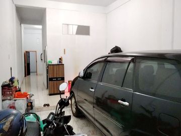 Dijual Rumah 3 Lantai Komplek Pukat I Junction Jalan Pukat I , Bantan Timur Kel., Medan Tembung