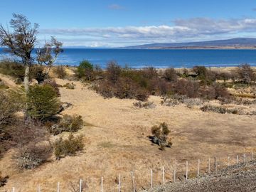 Parcelas a 20 minutos de Punta Arenas, Guairabo, con orilla de mar