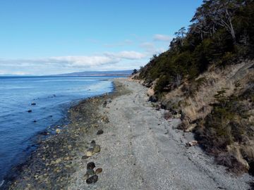 Parcelas a 20 minutos de Punta Arenas, Guairabo, con orilla de mar