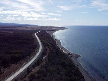 Parcelas a 20 minutos de Punta Arenas, Guairabo, con orilla de mar