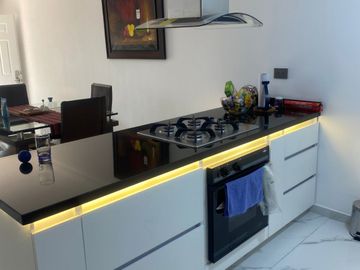 SE VENDE APARTAESTUDIO