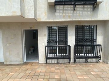 SE VENDE APARTAESTUDIO
