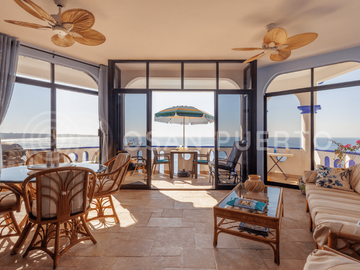 Se Vende Apartamento de Lujo Frente al Mar en Puerto Escondido