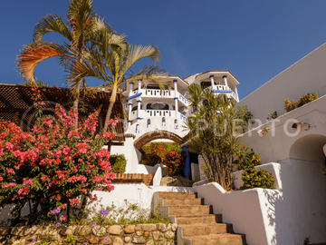 Se Vende Apartamento de Lujo Frente al Mar en Puerto Escondido
