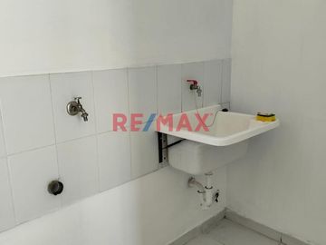 Vendo Acogedor Dpto. 2Do Piso Urb. Cortijo 59.84M² $46,500.00