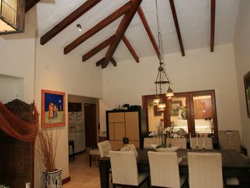 HERMOSA CASA EN VENTA EN PAKAKUNA – RODEADA DE NATURALEZA