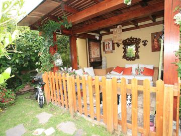 HERMOSA CASA EN VENTA EN PAKAKUNA – RODEADA DE NATURALEZA