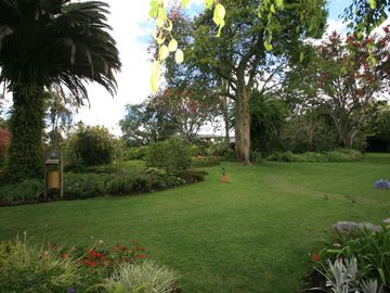 HERMOSA CASA EN VENTA EN PAKAKUNA – RODEADA DE NATURALEZA