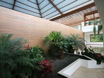 HERMOSA CASA EN VENTA EN PAKAKUNA – RODEADA DE NATURALEZA