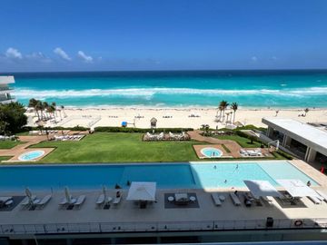 Departamento de lujo frente al mar, en venta, Emerald, Zona Hotelera, Cancún