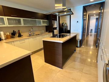 Departamento de lujo frente al mar, en venta, Emerald, Zona Hotelera, Cancún