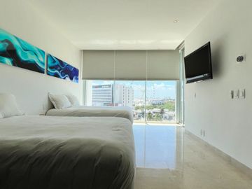 Departamento de lujo frente al mar, en venta, Emerald, Zona Hotelera, Cancún