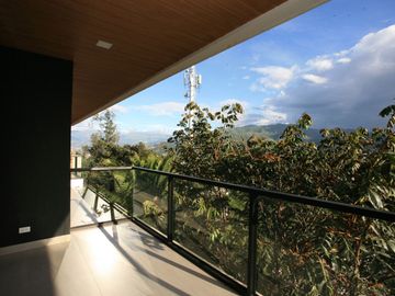 DEPARTAMENTO MODERNO EN VENTA EN CUMBAYÁ – DISEÑO Y CONFORT