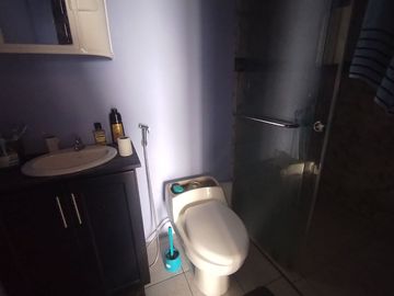 casa comercial frente al mar de venta en crucita A/R