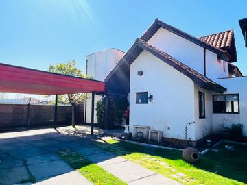 SE VENDE HERMOSA CASA EN ALTO QUILAMAPU