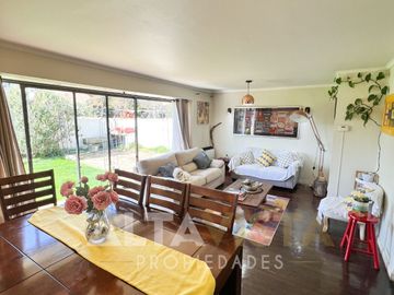SE VENDE HERMOSA CASA EN ALTO QUILAMAPU