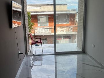 SE VENDE HERMOSO APARTAMENTO CON PISCINA, EN MELGAR TOLIMA $420.000.000
