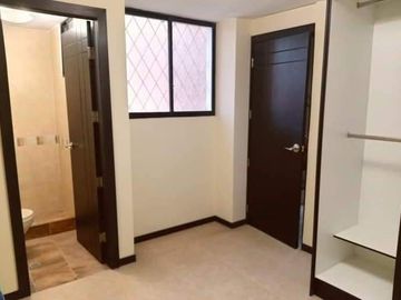 POR URGENCIA ECONOMICA CASA EN VENTA EN SAN ANTONIO DE PICHINCHA QUITO ECUADOR