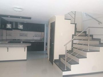 POR URGENCIA ECONOMICA CASA EN VENTA EN SAN ANTONIO DE PICHINCHA QUITO ECUADOR