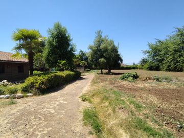 Se vende excelente y bonita parcela de agrado en Huilquilemu.