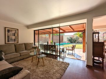 Valle La Dehesa, Casa en Condominio