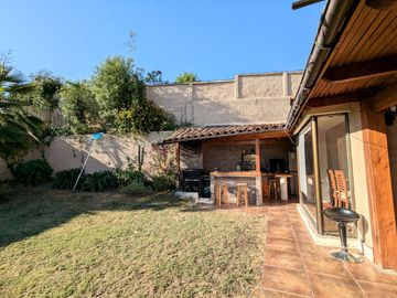 Valle La Dehesa, Casa en Condominio