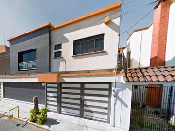 HERMOSA CASA EN COLONIA LINDAVISTA, ALCALDIA GUSTAVO A. MADERO