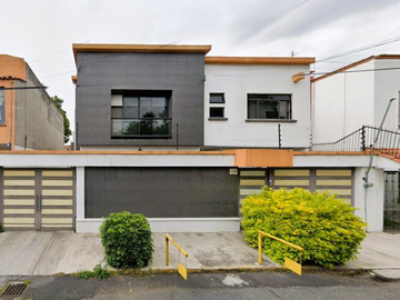 HERMOSA CASA EN COLONIA LINDAVISTA, ALCALDIA GUSTAVO A. MADERO